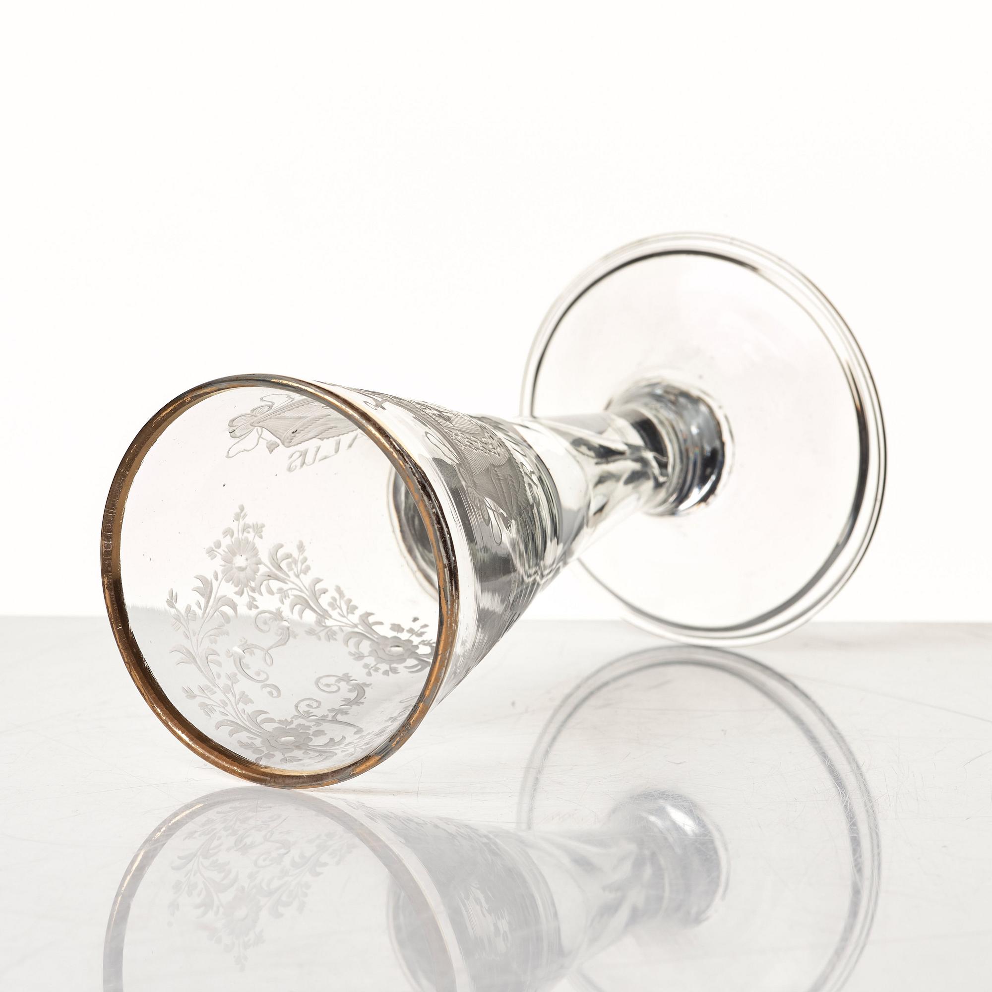 Spetsglas, graverat vapen för Lütkeman, 1700-tal.