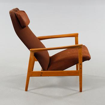 A 1950/60s easy chair.