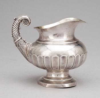 GRÄDDKANNA, silver, senempire, Anders Petter Lundqvist, Stocholm, 1845. Vikt ca 193 g.