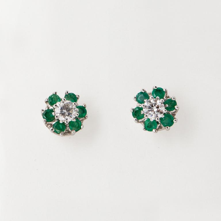 CLUSTER EARRINGS,  with diamonds and emeralds.