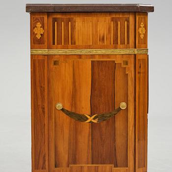 A Gustavian marquetry commode by G. Foltiern (master in Stockohlm 1771-1804).