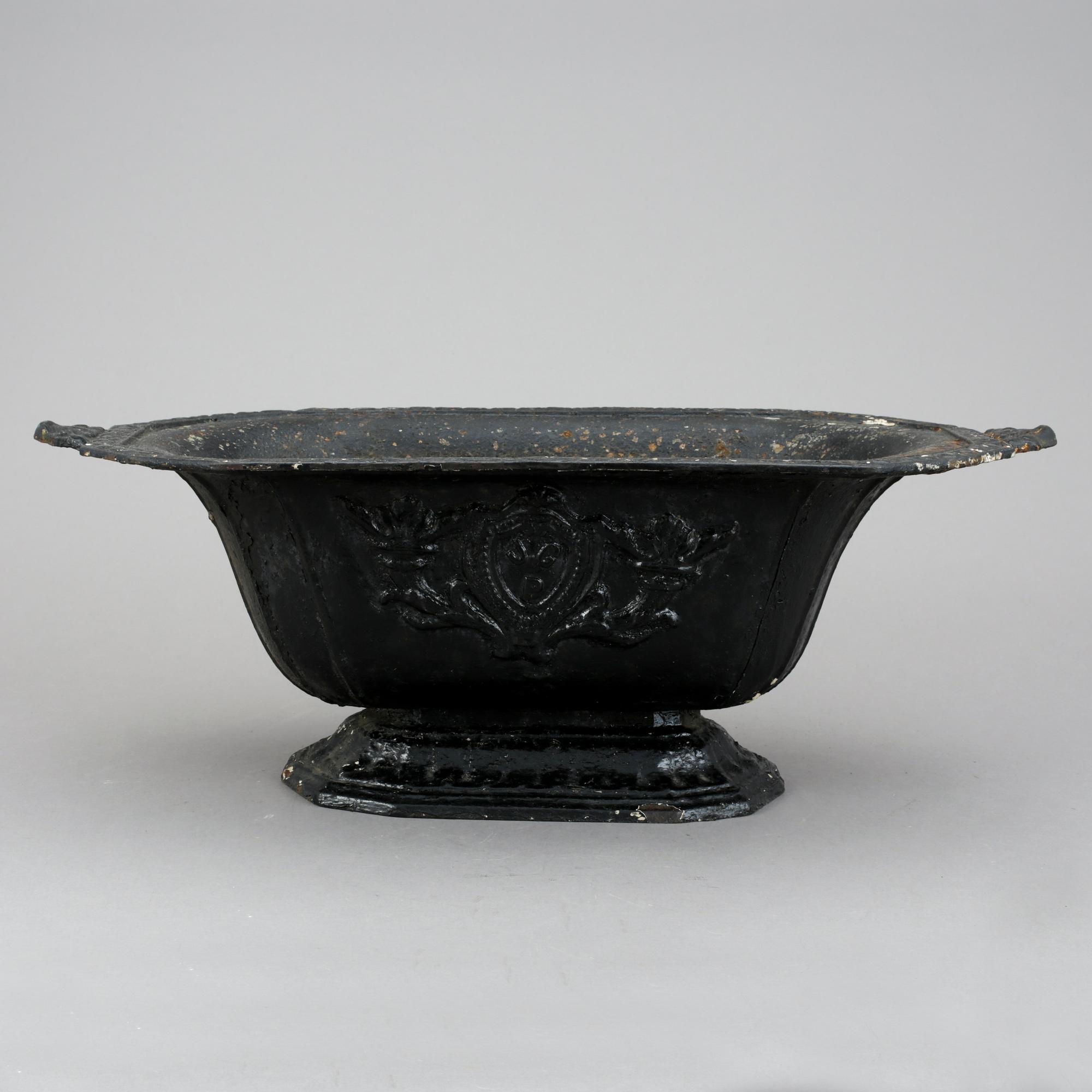 URNA, gjutjärn, 1900-tal.