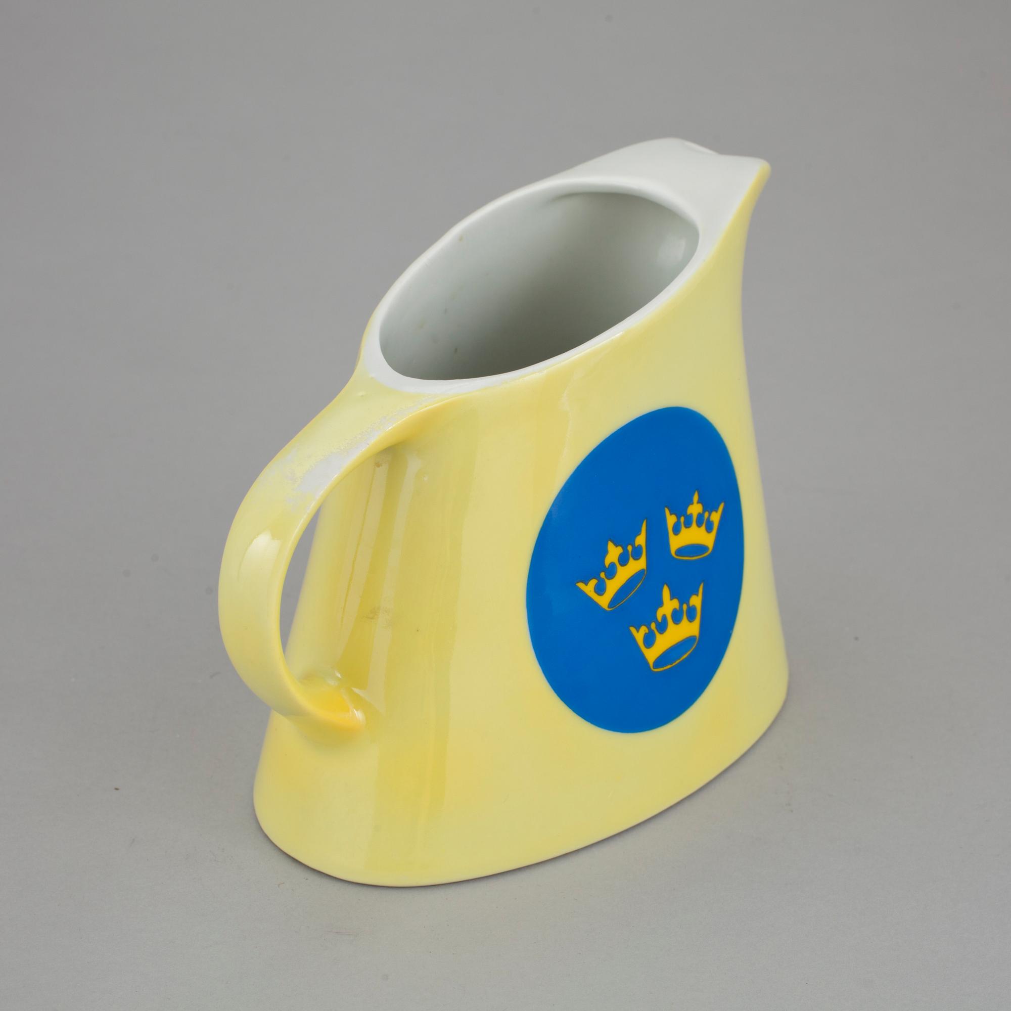 ISVATTENKANNA, porslin, "Svenska Amerika Linjen", omkring 1900-talets mitt.