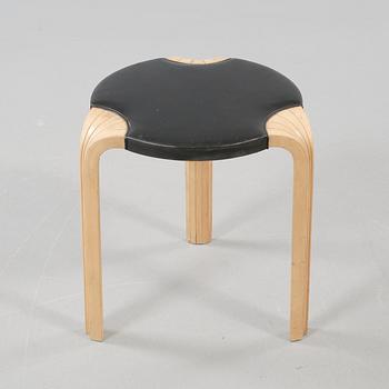 PALL, Alvar Aalto, "X602", modellen formgiven år 1954.