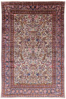 288. A carpet, semi-antik, silk Kashan, ca 315,5 x 204 cm.