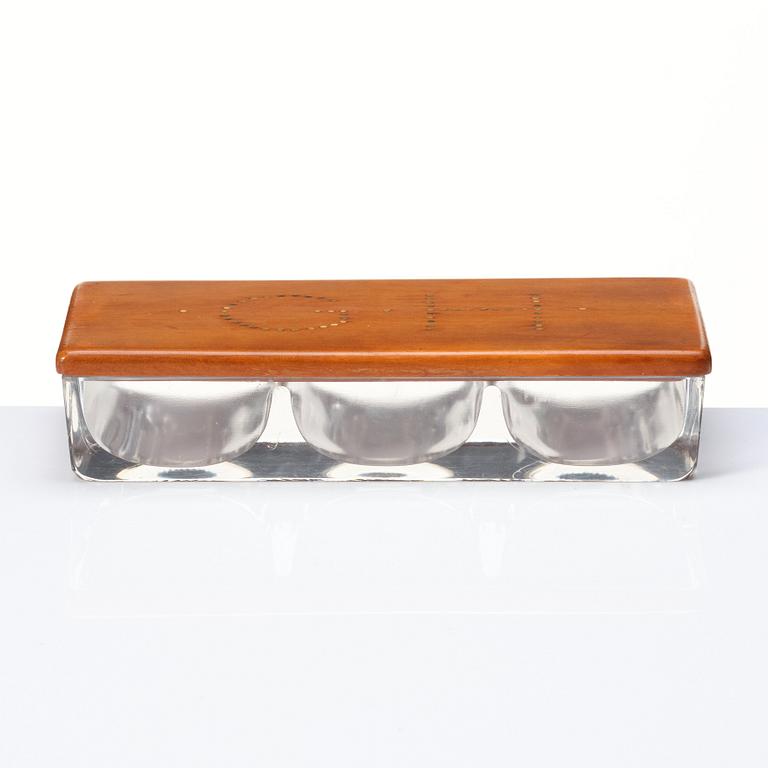 Otto Schulz, a lidded box, Boet, Gothenburg, 1930-40s.