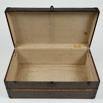 LOUIS VUITTON, koffert, sekelskiftet 1800/1900.