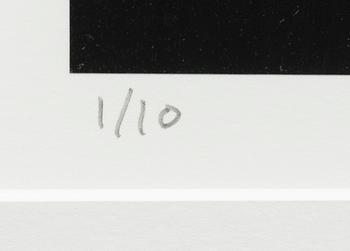 Mia Galde, Untitled.