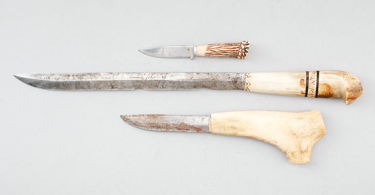 SAMEKNIVAR, 3 st, horn, 1900-talets första hälft och 1900-talets mitt.
