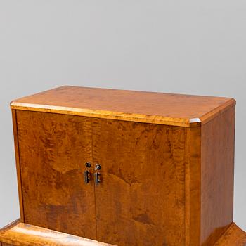 SKÅP, funkis, 1930/40-tal.