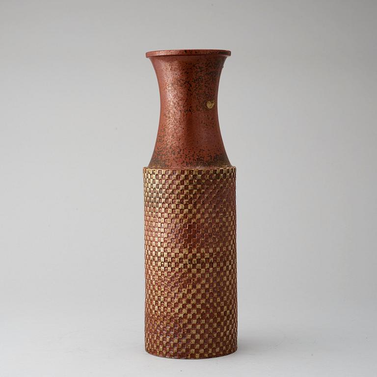 A Stig Lindberg stoneware vase, Gustavsberg Studio 1963.