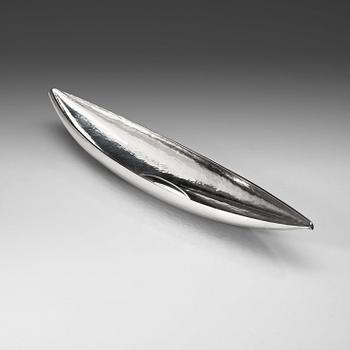 395. A Tapio Wirkkala 916/1000 silver kayak, Tammerfors 1965.