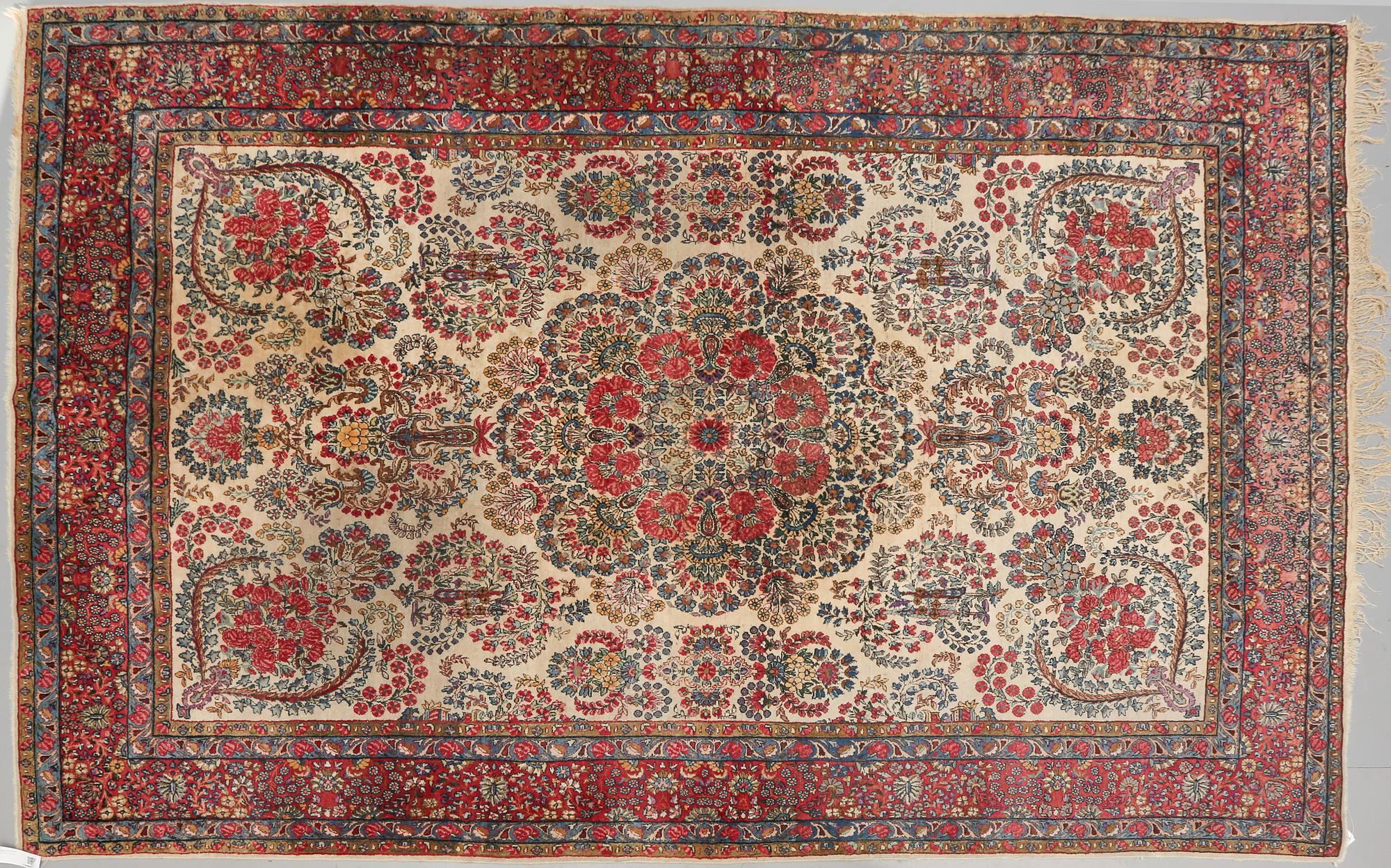 MATTA, Kirman, 314 x 210 cm, old/semiantik.