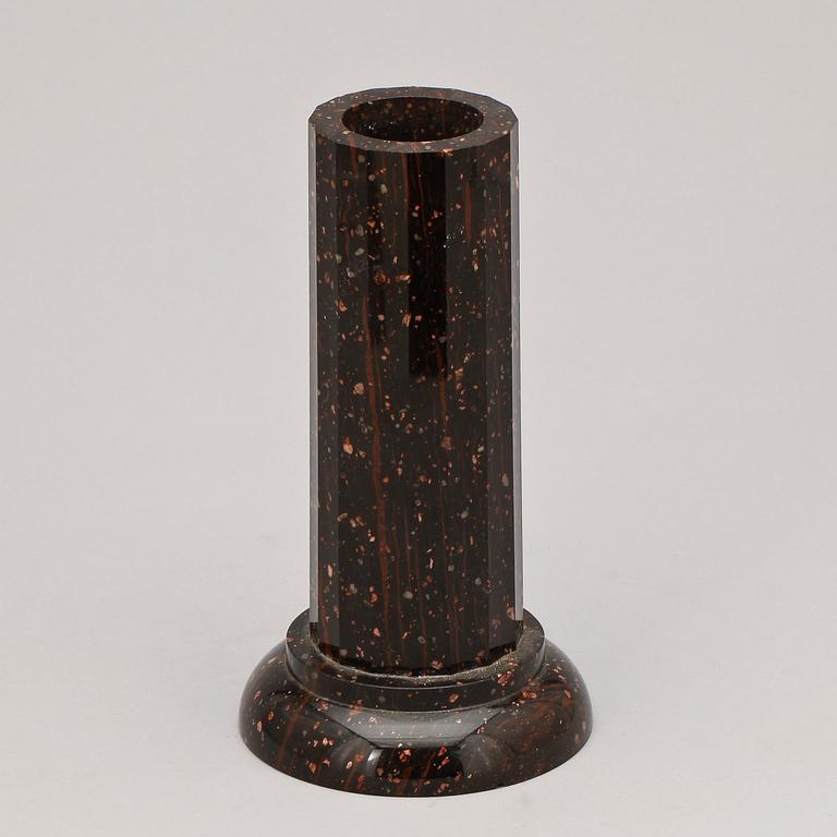 KOLONNLJUSSTAKE, porfyr, 1800-tal.