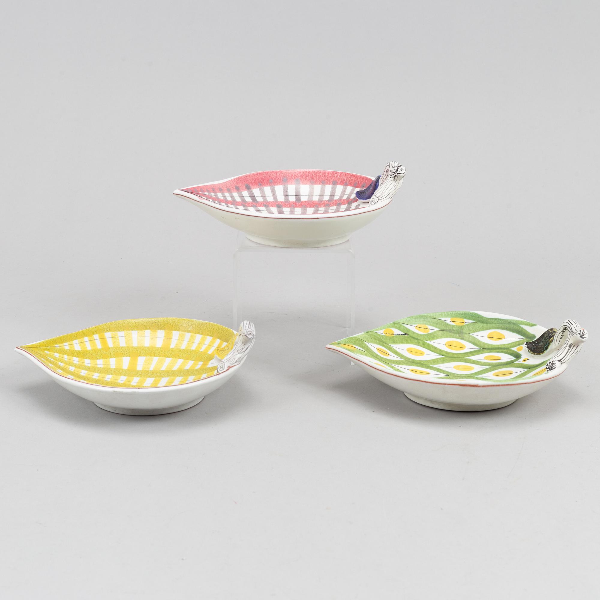 Stig Lindberg, three earthenware dishes, Gustavsberg studio.