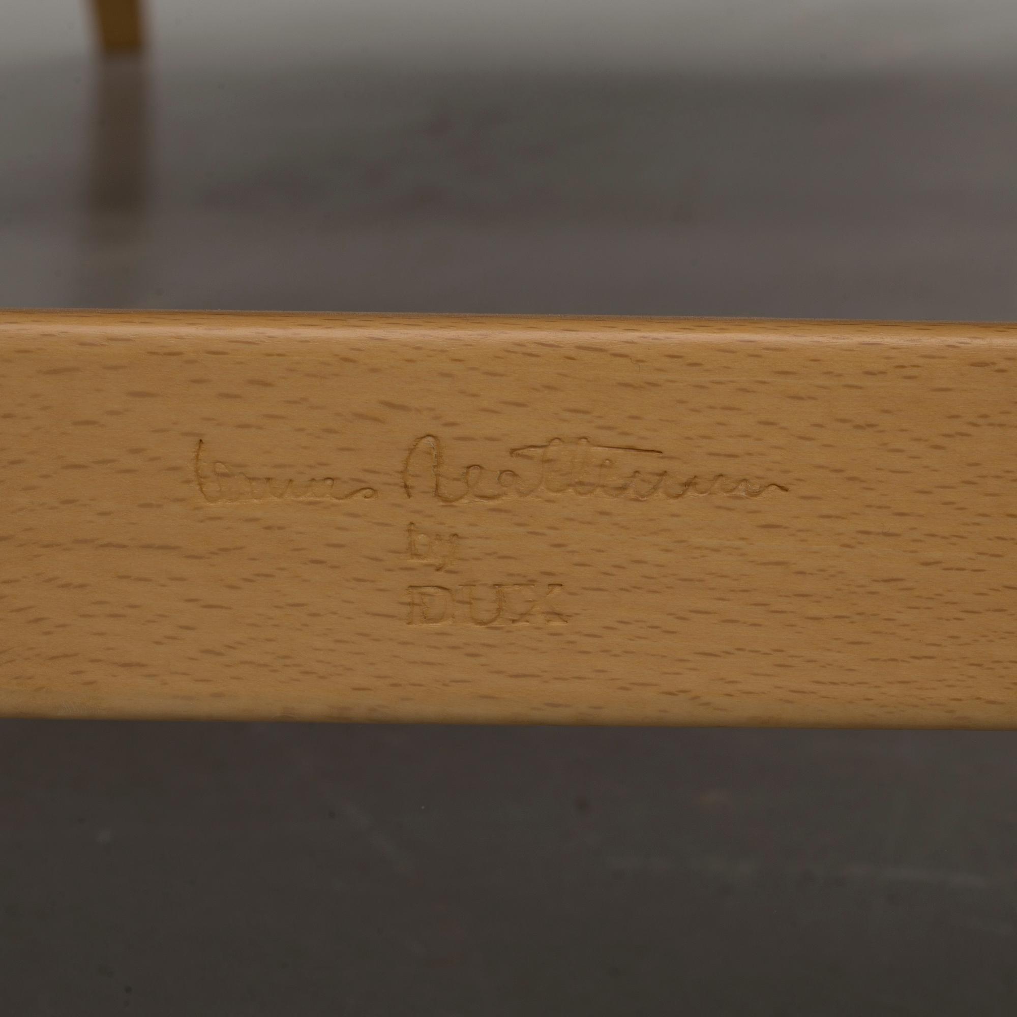 FÅTÖLJ OCH FOTPALL, Bruno Mathson, Dux, 1900-talets andra hälft.