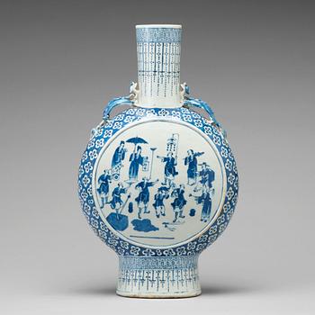 756. A large blue and white moon flask, Qing dynasty, 19th Century.