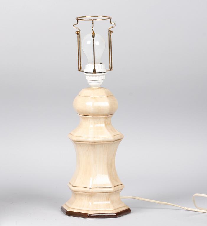 BORDSARMATUR, porslin, Italien.