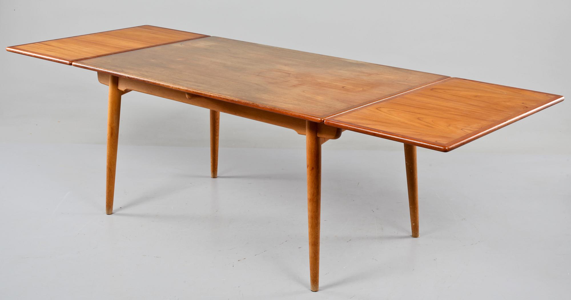 BORD, "AT 312". Hans J Wegner för Andreas Tuck, Danmark, 1950/- 60-tal.