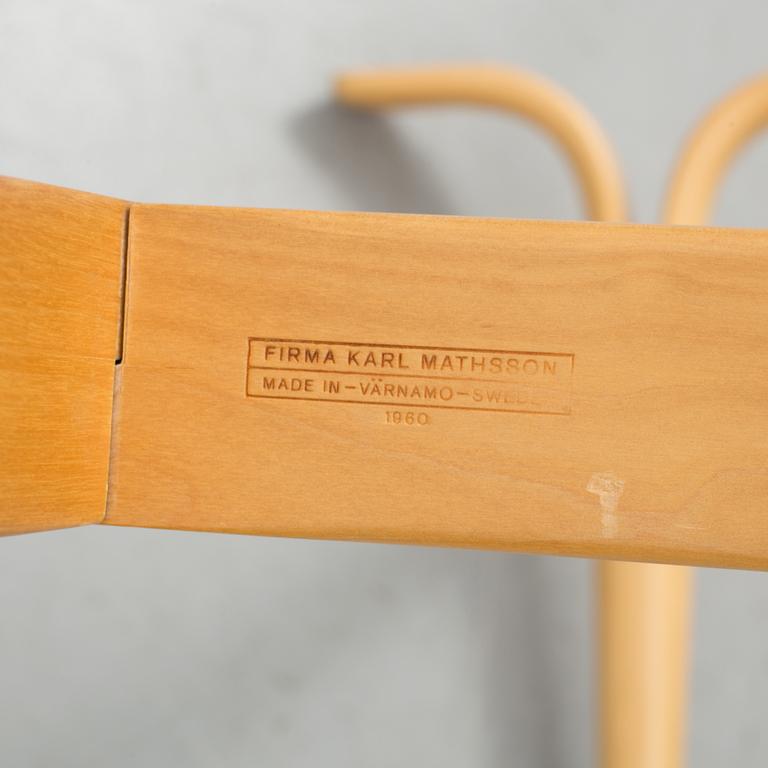 BORD, "Superelips", Bruno Mathsson och Piet Hein,  Bruno Mathsson International, 1900-talets fjärde kvartal.