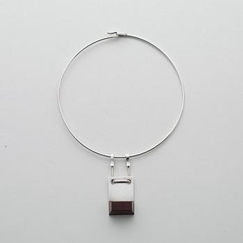 SIGURD PERSSON, halsring med hänge, Stockholm 1981, sterling.