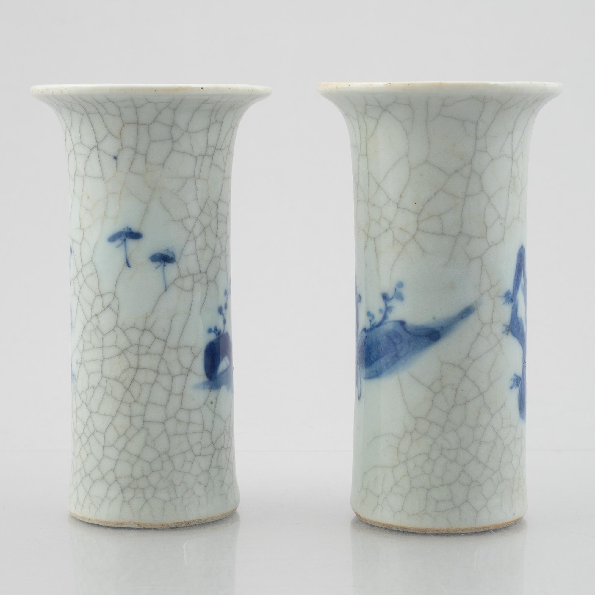 A group of four porcelain vases, Qing dynasty, 19th century/around 1900.