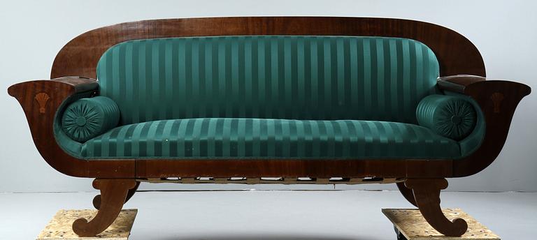 SALONGSGRUPP, 4 delar, Karl Johan-stil, 1900-talets början.