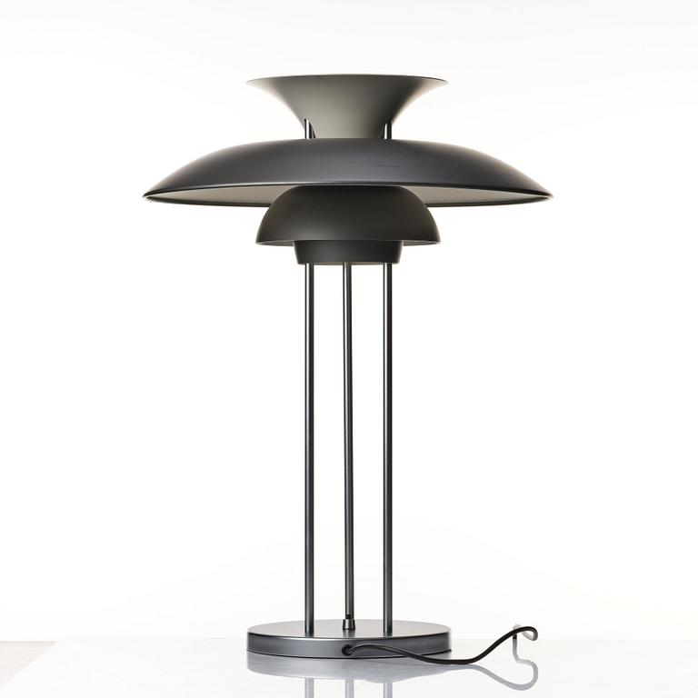 Poul Henningsen, a pair of table lamps, "PH-5", Louis Poulsen, Denmark.