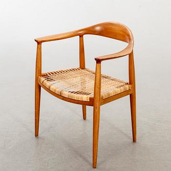 HANS J WEGNER, chair, "The Chair" for Johannes Hansen Denmark, 1950's.
