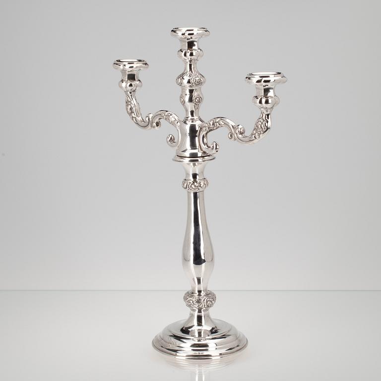 KANDELABER, 13L silver. Österrike-Ungern 1852. Vikt 652 g.