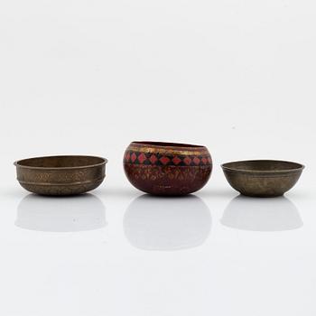 A set with three begger bowls, Jakarta, Indonesia, 19th/20th Century.