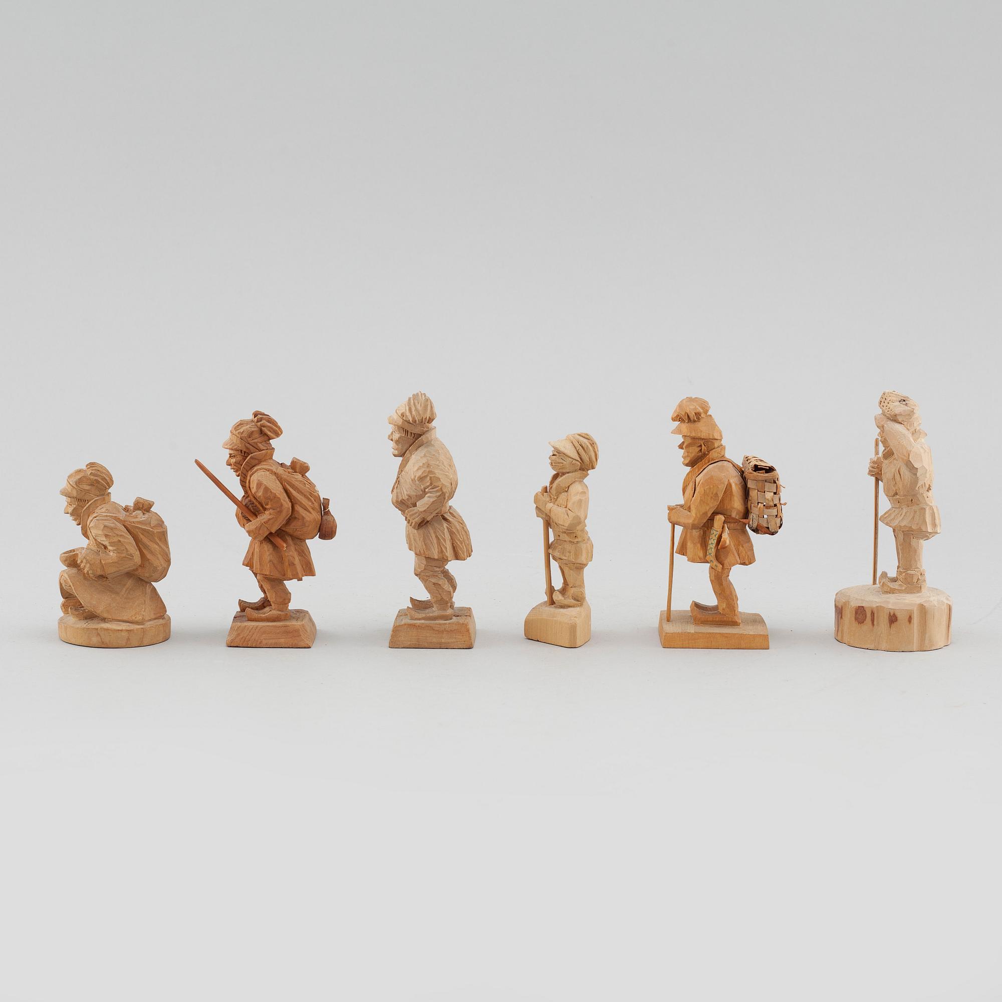 FIGURINER, 6 st, skuret trä, bl.a Axel Bister Kiruna, signerade AXK, UH samt AAP.