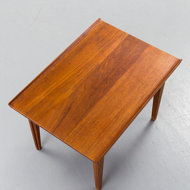 A second half of the 20th century table by France & Søn.