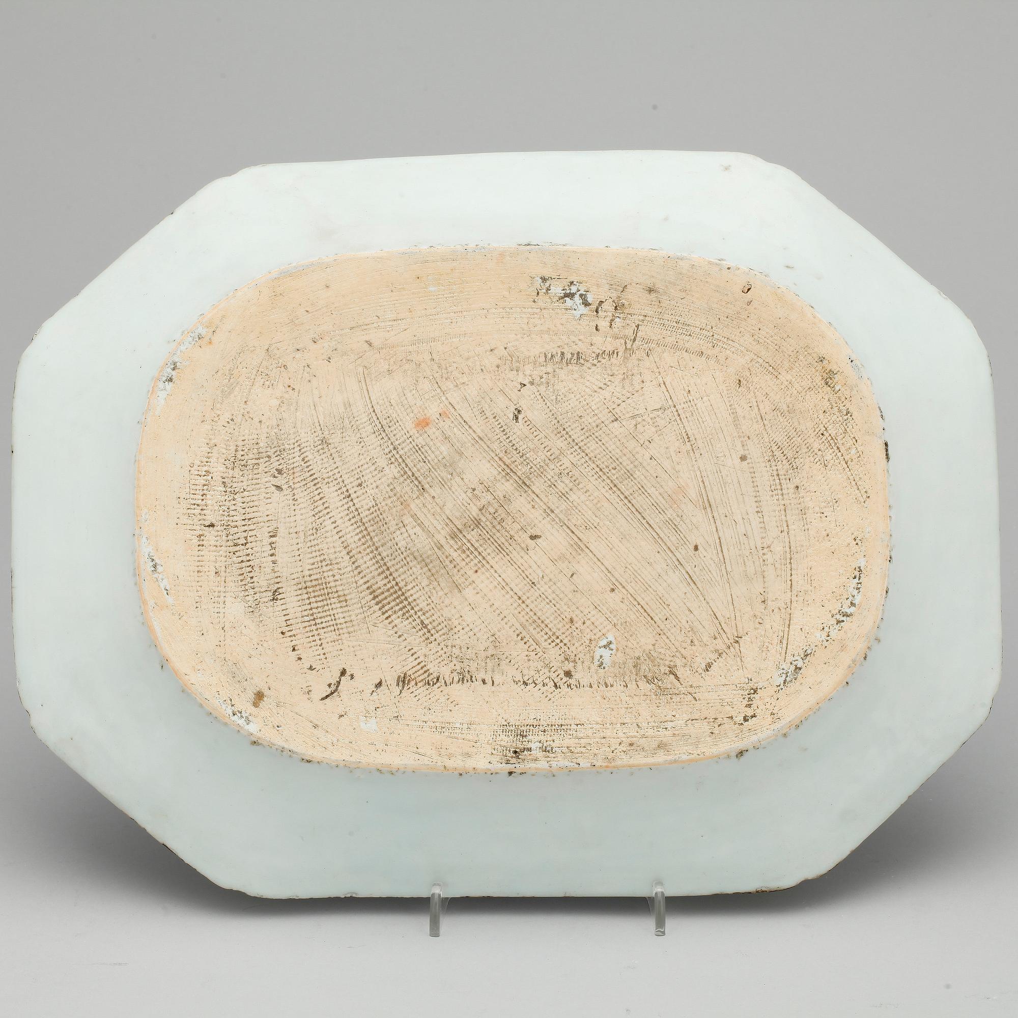 STEKFAT, porslin, Qianlong, Kina 1700-tal.