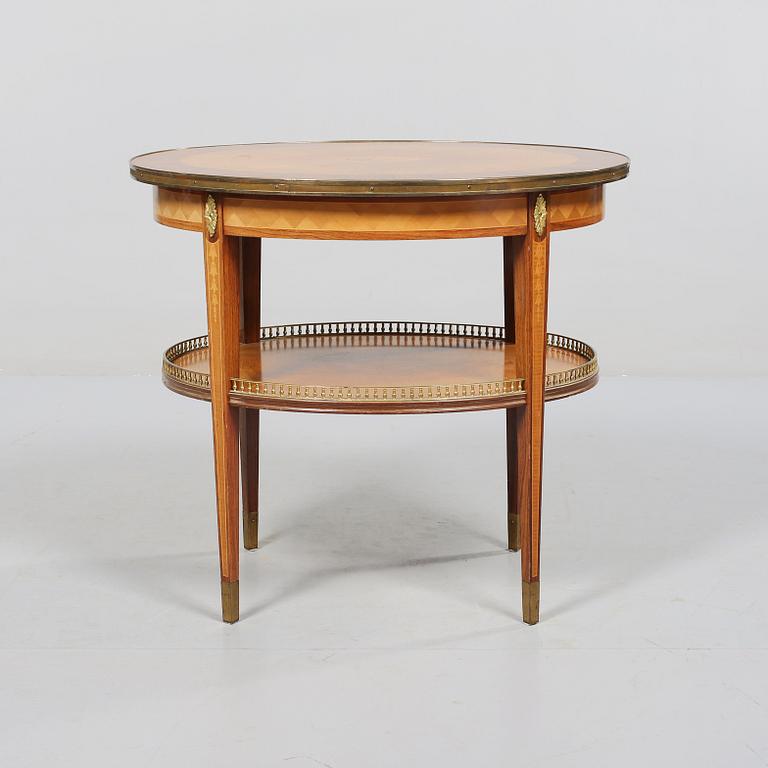 SALONGSBORD, sengustaviansk stil, 1900-talets första hälft.