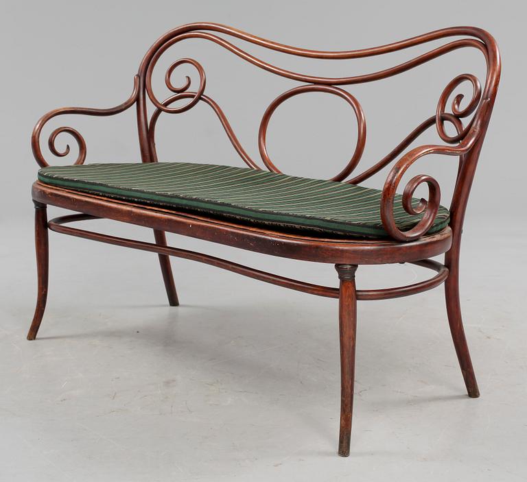 SOFFA, Thonet, Wien, 1900-talets första del.