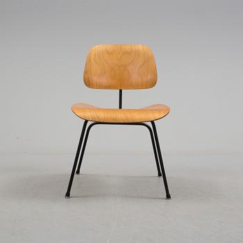a "DCM (Dining Chair Metal)" chair by CHARLES & RAY EAMES, Herman Miller 1950's-/60's.