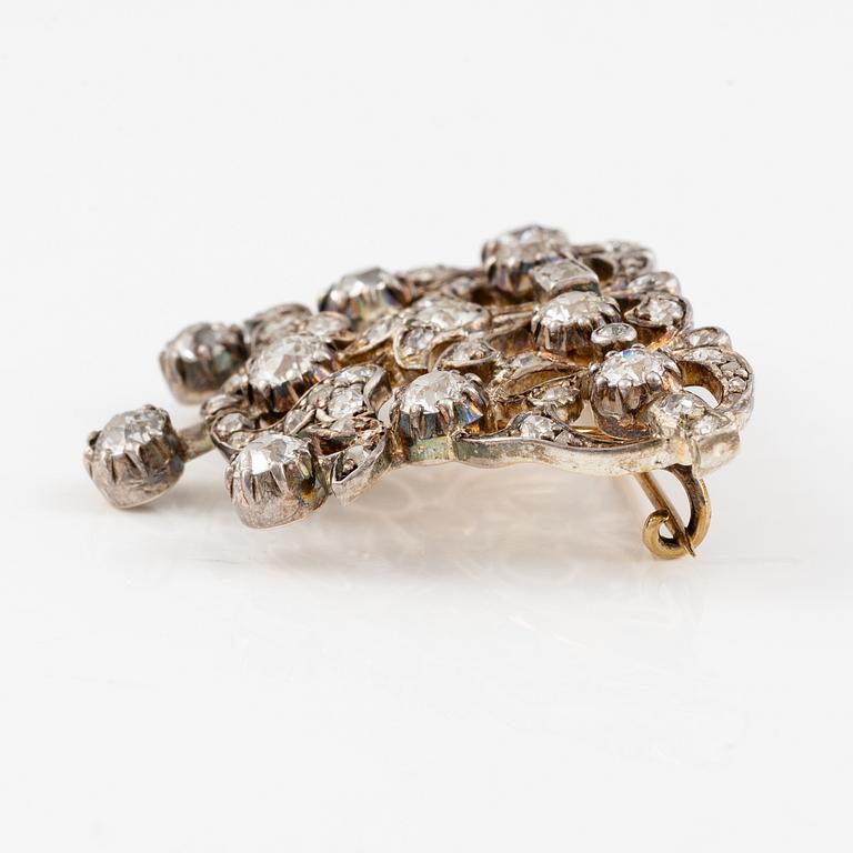 Tiara/brosch/collier, silver med gammalslipade och rosenslipade diamanter.