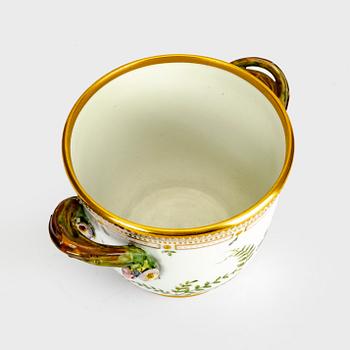 Wine cooler Flora Danica Royal Copenhagen 1947 porcelain.