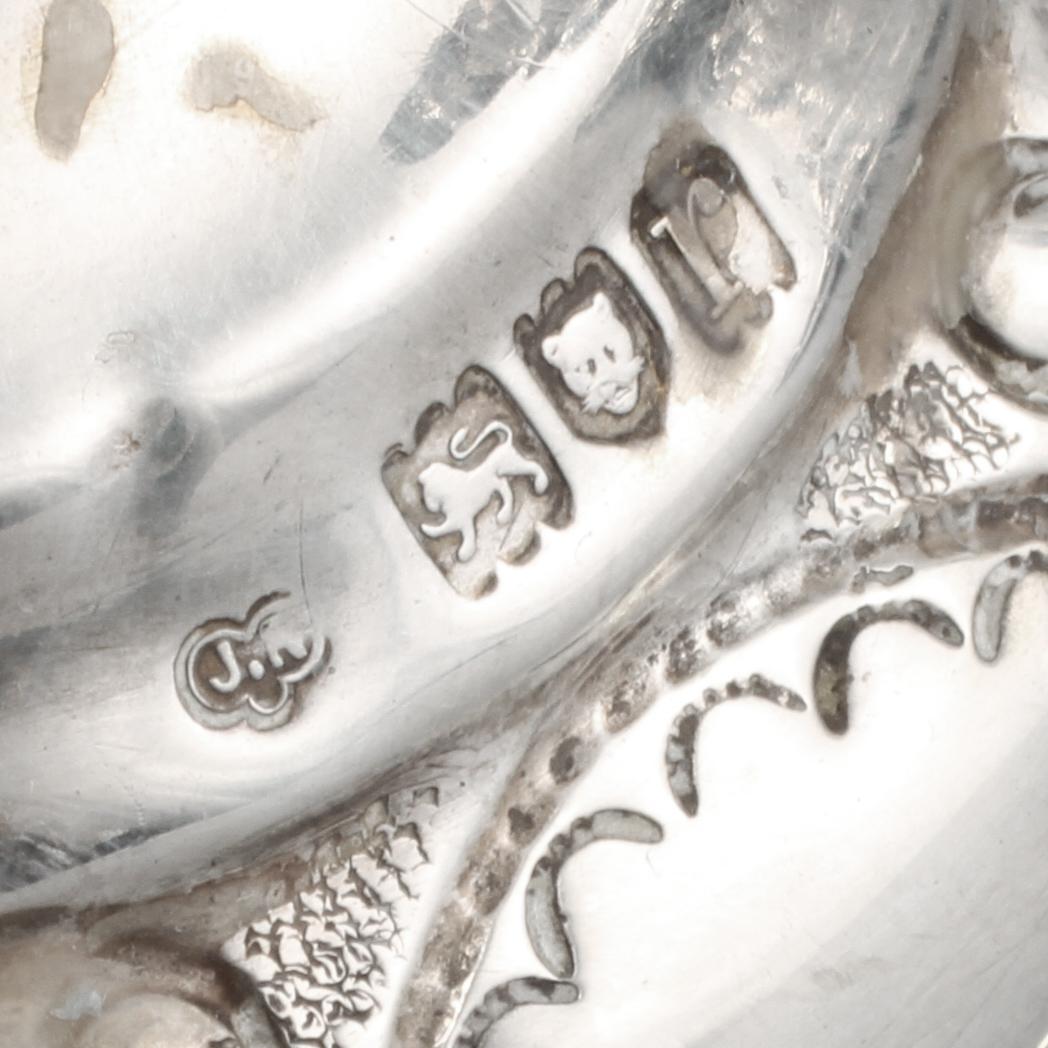 LJUSSTAKAR, ett par, silver, Rosenzweig, Taitelbaum & Co, London, 1912, ca 350 gram.