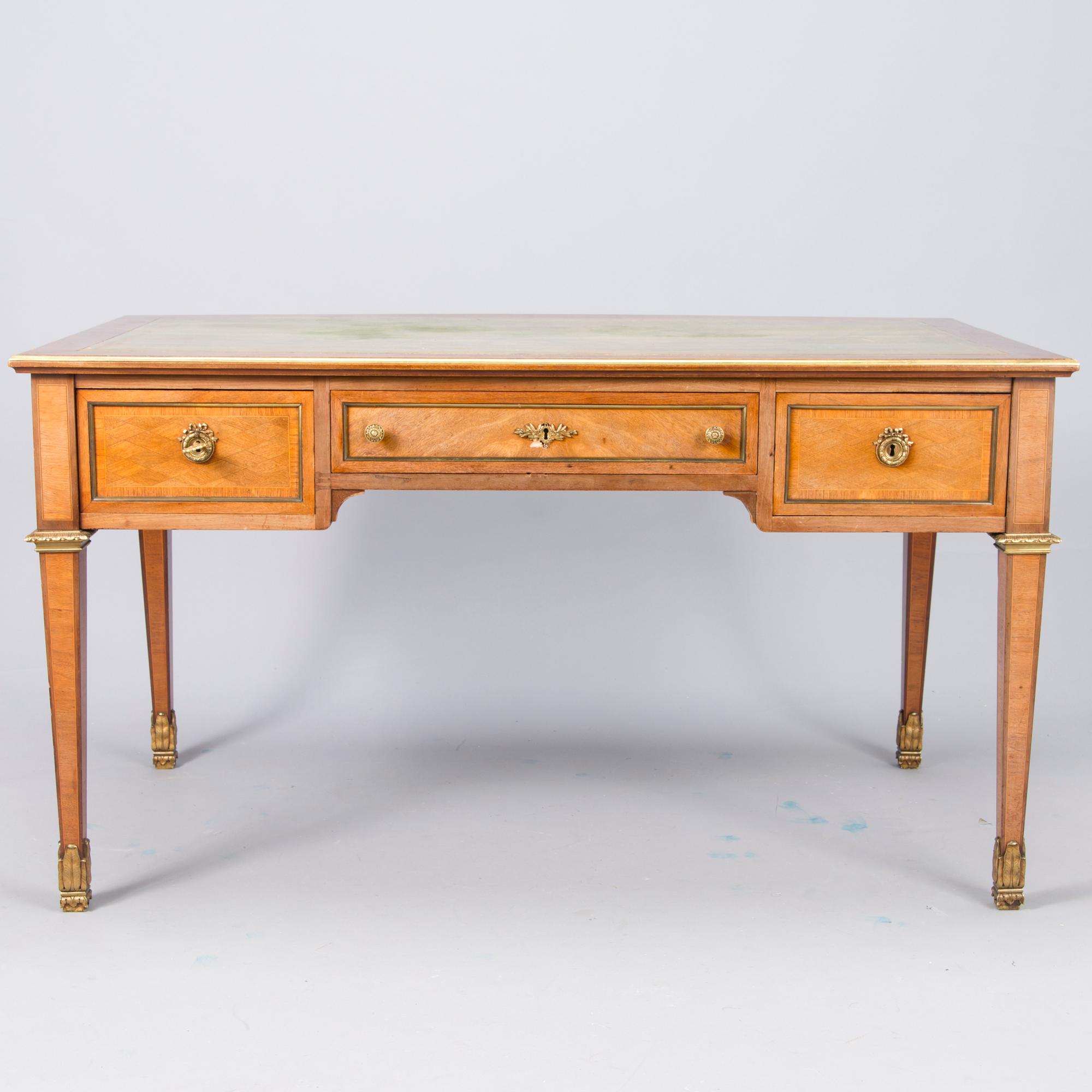 A FRENCH DIRECTOIRE WRITING DESK, early 20th century.