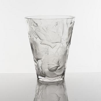 Lalique, a glass 'Ispahan rose' vase, second half of the 20th century.