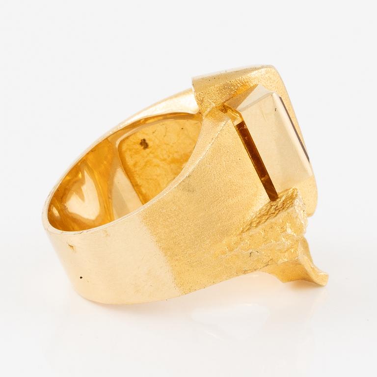 Björn Weckström ring 18K gold with a step-cut citrine, for Lapponia, Finland 1976.