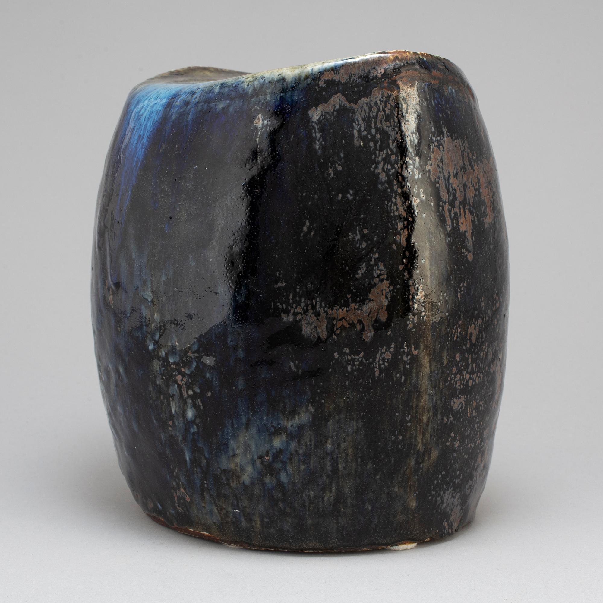 CARL-HARRY STÅLHANE, a unique stoneware stool /sculpture, Rörstrand 1966.