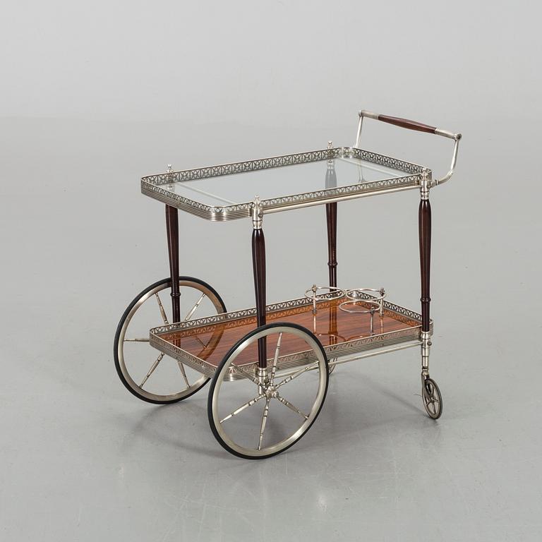 A DRINK TROLLEY, second half of 20th century.