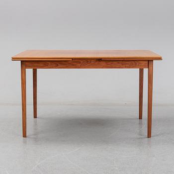 Stolar 10st, "nr 210", Farstrup samt matbord, Danmark, 1960-tal.