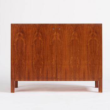 Robert Berghagen, a cabinet, cabinetmaker Carl Bergsten, for the Stockholms Craft association 1937.