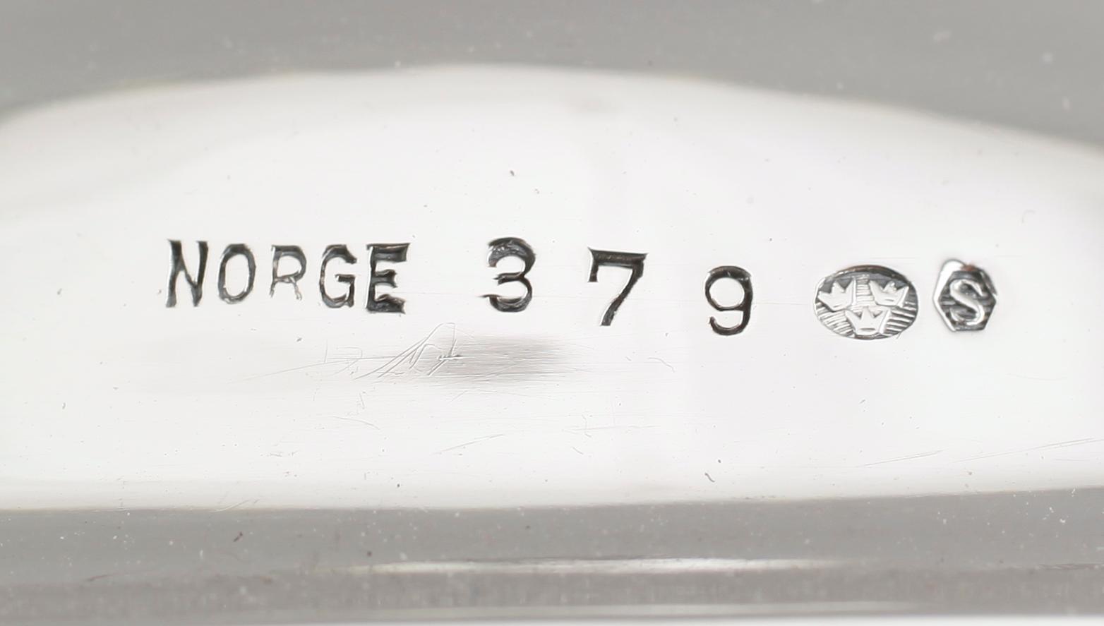 KANDELABRAR, 1 par, silver, Norge, 1900-talets första hälft.