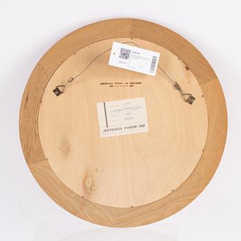 A round oak mirror by Åke Fribyter for Aktuell Form AB, second half of the 20th Century.