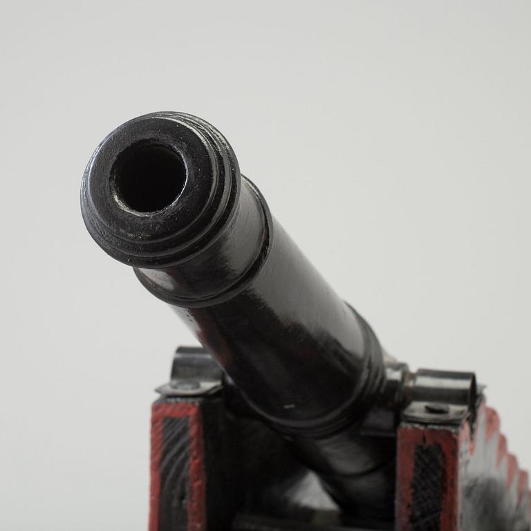 A 20th century salute cannon.